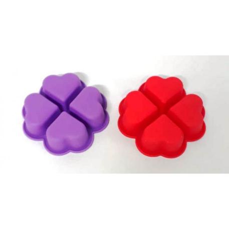MOLDE SILICONA 4 CORAZONES 8 X 8 CM